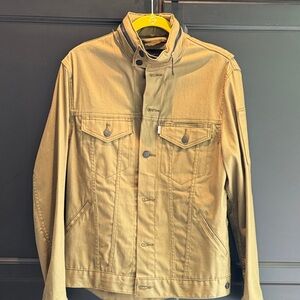 Levi's Men's Army Green  Jacket